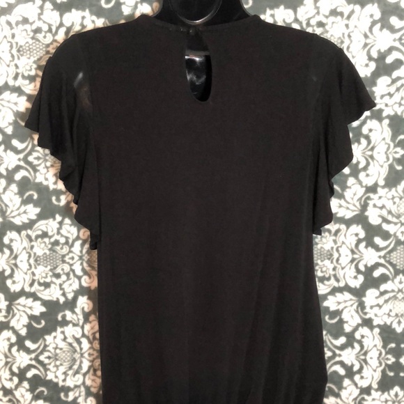 BCBGMAXAZRIA Black Top with Front Panel and Cinch - Picture 6 of 15